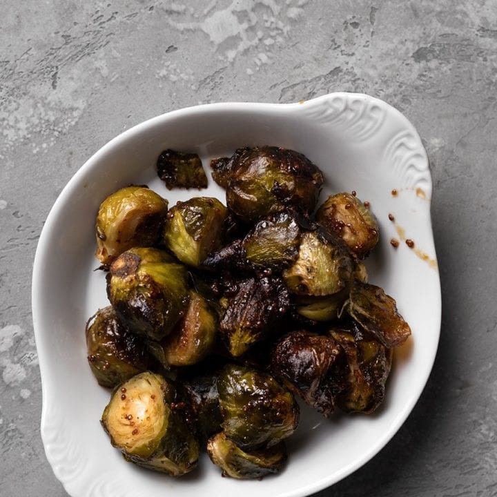 Choux de Bruxelles rôtis au Air Fryer (option au four) Healthy Alie Choux de Bruxelles rôtis au Air Fryer (option au four) Healthy Alie