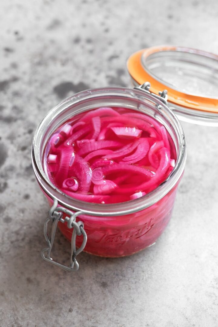 pickles-d-oignon-rouge-healthy-alie