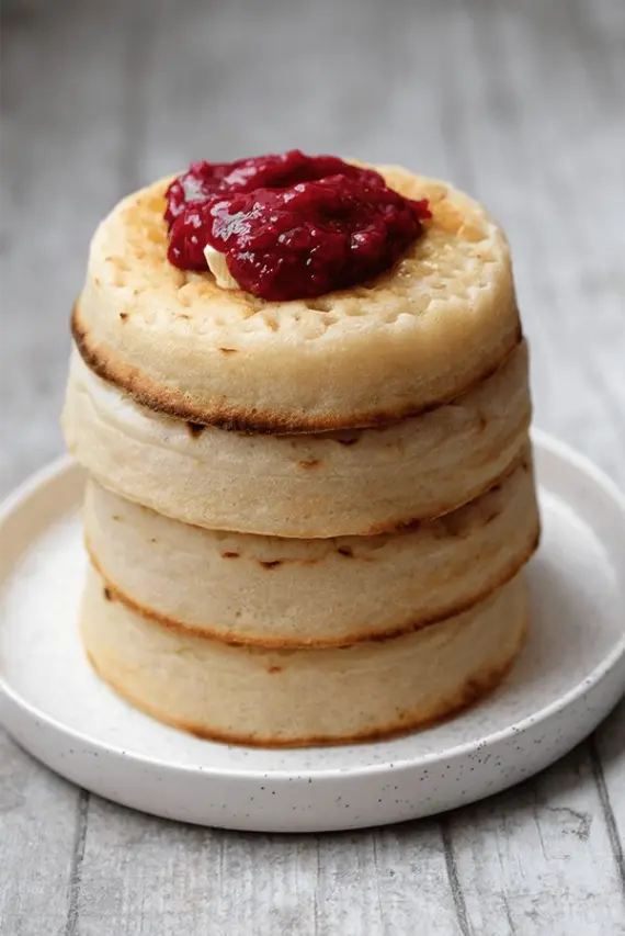 Crumpets anglais vegan prêts à être servis